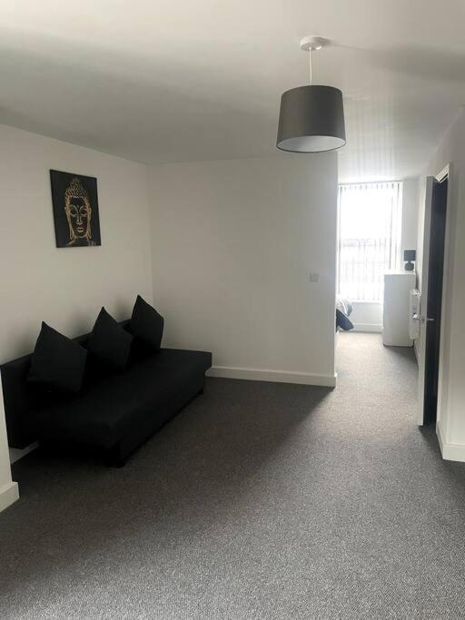 دربي #6Bs 1 Bed Serviced Apartment المظهر الخارجي الصورة