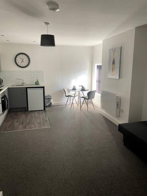 دربي #6Bs 1 Bed Serviced Apartment المظهر الخارجي الصورة