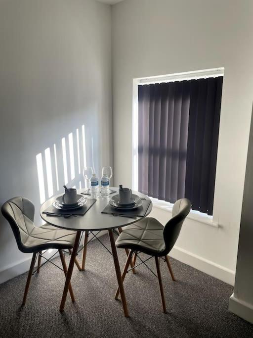 دربي #6Bs 1 Bed Serviced Apartment المظهر الخارجي الصورة